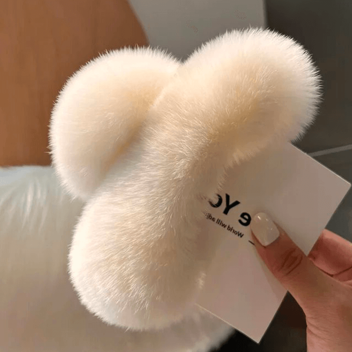 Pince à cheveux en fausse fourrure