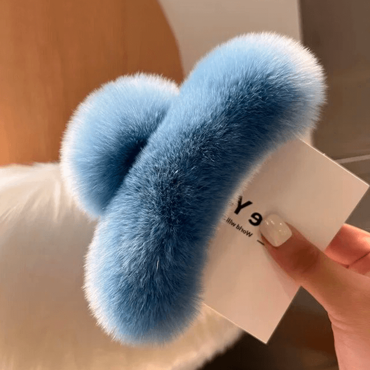 Pince à cheveux en fausse fourrure