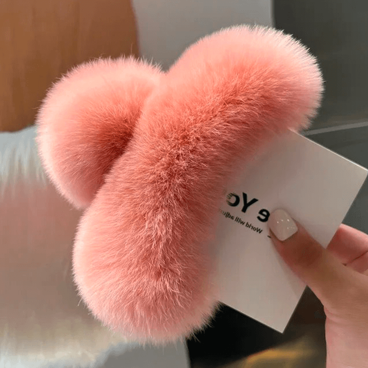 Pince à cheveux en fausse fourrure