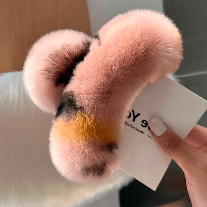 Pince à cheveux en fausse fourrure